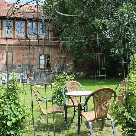 Prázdninový dům Mansion In With Terrace, Garden, Bbq, Pond, Bicycles